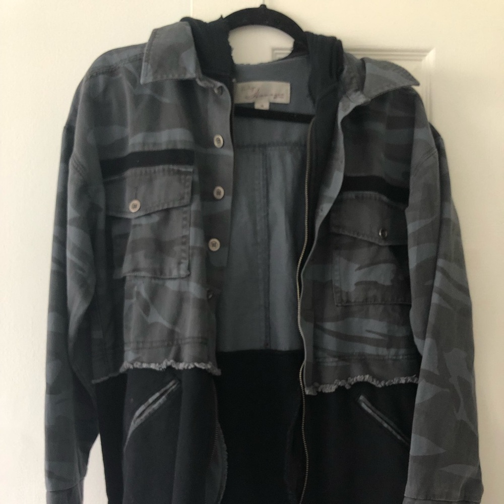 Camo denim and black sweatshirt material Jacket